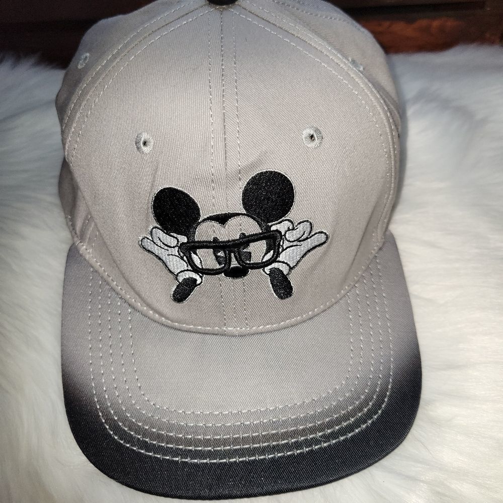 Disney Parks Mickey Mouse Hat Size: Adult 57-60cm
